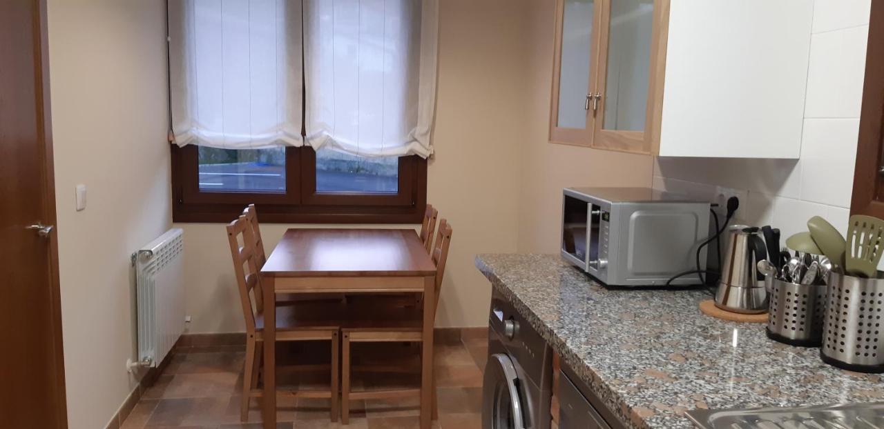 La Mediana Del Sella Aparthotel Ribadesella Exteriör bild