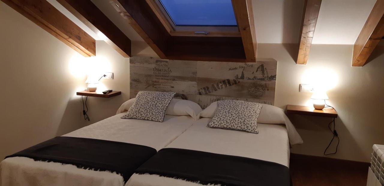 La Mediana Del Sella Aparthotel Ribadesella Exteriör bild